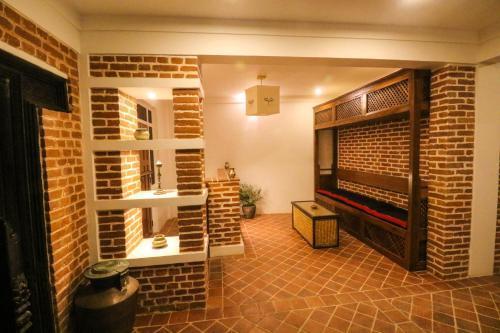 Chibha Classic Inn - Tap to explore photos