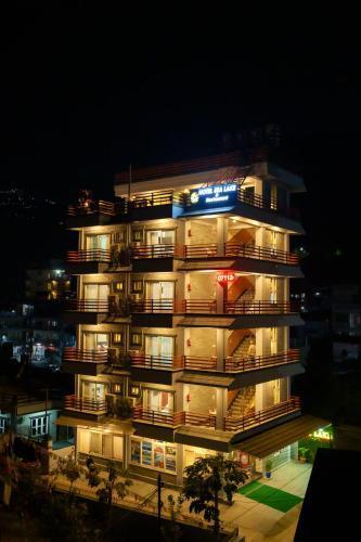 Hotel Sea Lake - Tap to explore photos