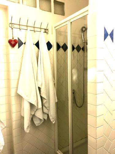 Lovely studio near Colosseum Room Type - One-Bedroom Apartment