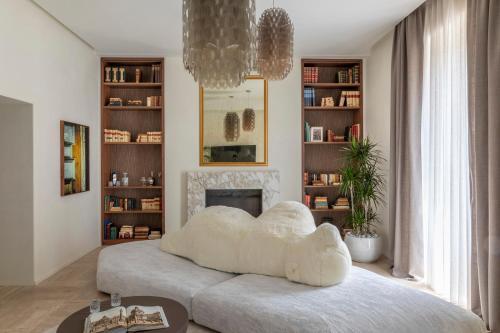 Le Case di Andrea - Luxe Rome apartment - Tap to explore photos
