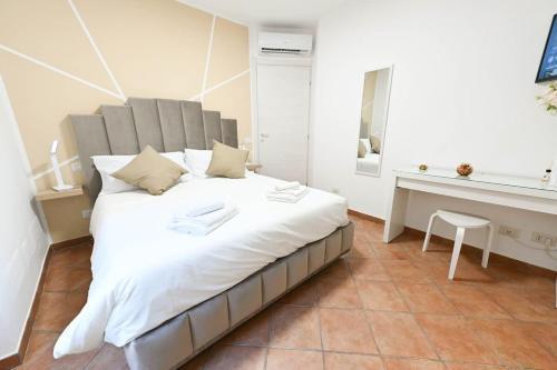 StayLux Room Type - One-Bedroom House