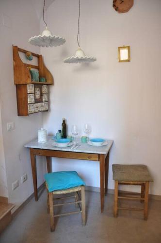 Portoghesi Apartment - Tap to explore photos