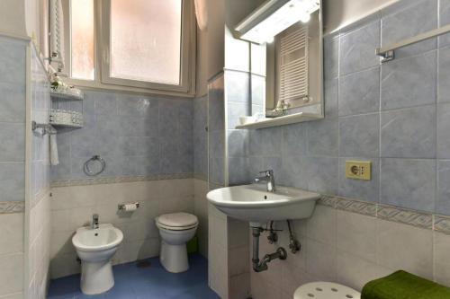 Romebest Termini Suite - Tap to explore photos