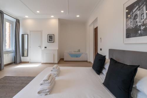 San Giovanni Boutique Suites Room Type - King Room with Spa Bath