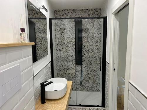Roma Furio Camillo Holiday Home - Tap to explore photos
