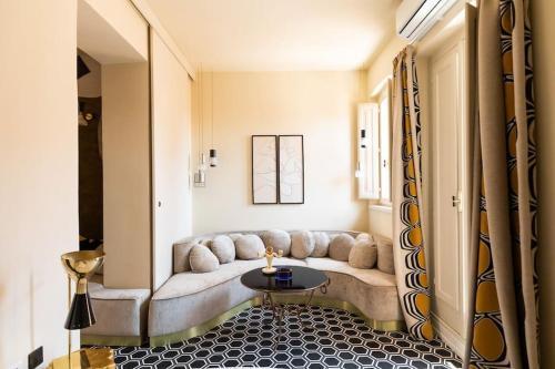 Via Veneto Supreme Terrace - Tap to explore photos