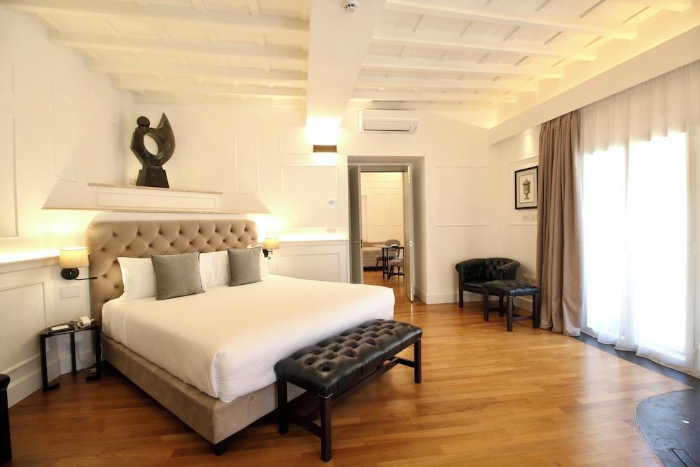 Palazzo Goldoni Condotti Collection Room Type - Premium Suite Palazzo Goldoni Condotti Collection Room Type - Premium Suite