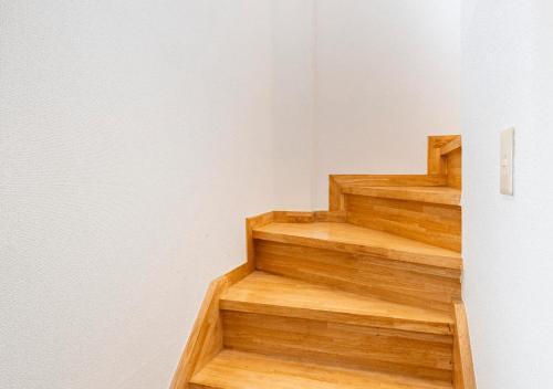 101 Shinjuku Modern Apartment Triple Station Access Free Wi-Fi - Tap to explore photos