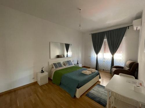 LOCAZIONE TURISTICA PAOLUCCI Room Type - Double Room with Shared Bathroom LOCAZIONE TURISTICA PAOLUCCI Room Type - Double Room with Shared Bathroom