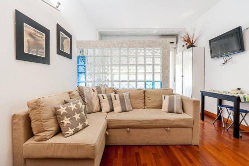 St. Peter - Loft at 50m from Metro (up to 4) Room Type - One-Bedroom Apartment