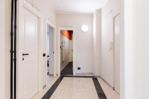 LUCIANO LUXURY APARTMENT - Tap to explore photos