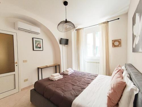 LAVINIA VATICAN HOME