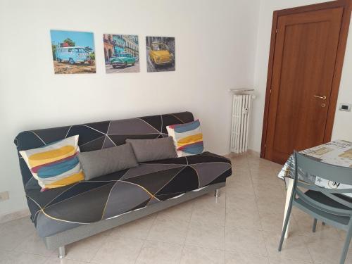 Tia Tourist Apartment Rome - Tap to explore photos