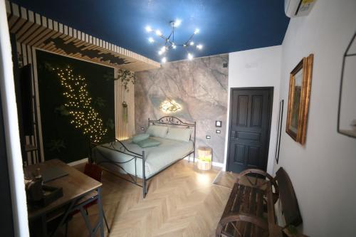 Roma Imperial Suites Room Type - Deluxe Double Room with Balcony
