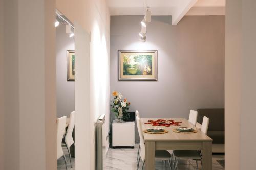 Termini Rita House - Tap to explore photos