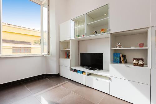 Tasso by Rental in Rome - Tap to explore photos