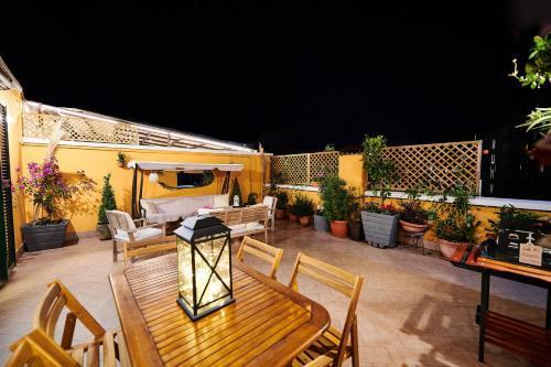 Terrace Penthouse - meospiti Penthouse Room Type - Three-Bedroom Apartment Terrace Penthouse - meospiti Penthouse Room Type - Three-Bedroom Apartment