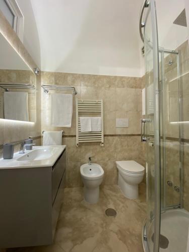 ROMA PARADISO GUEST HOUSE - Tap to explore photos