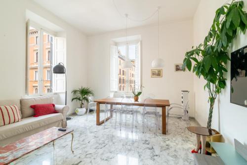 Luxury apartment near via veneto - Tap to explore photos