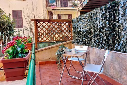 Ruggero's Home - Tap to explore photos
