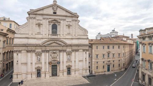 EasyTopStay - Piazza Venezia City View Charming Apt