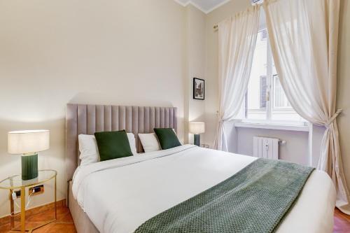 URBANA 18 Room Type - One-Bedroom Apartment
