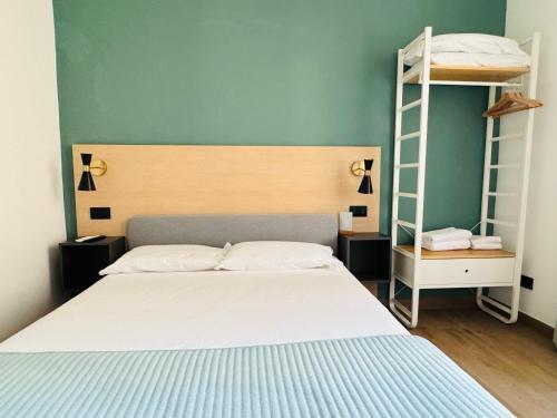 My Maison Italy GuestHouse - Tap to explore photos