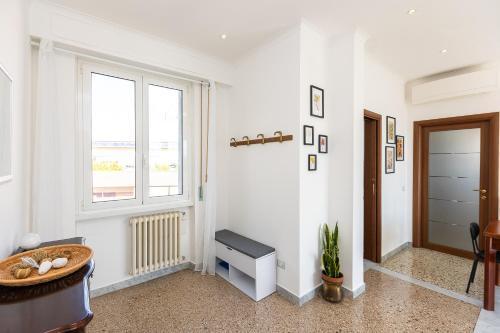 Saint Peter View Penthouse by Rental in Rome - Tap to explore photos