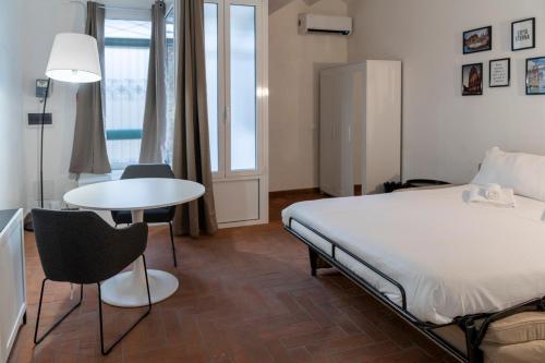 Studio Flat - Lungara 44A Room Type - Studio Apartment