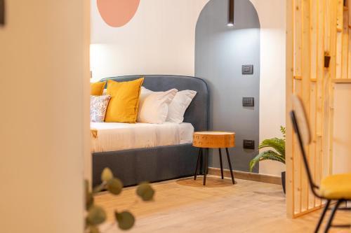 YCH-Ambra Suite a San Giovanni - Tap to explore photos