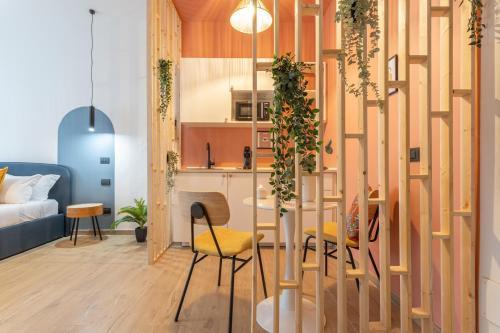 YCH-Ambra Apartments a San Giovanni - Tap to explore photos