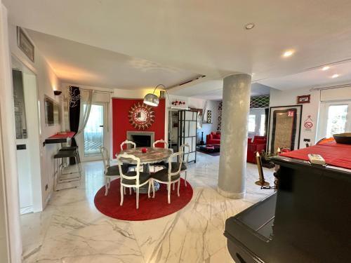 Sant'Alessio Guest House - 500m From Circus Maximus - Tap to explore photos