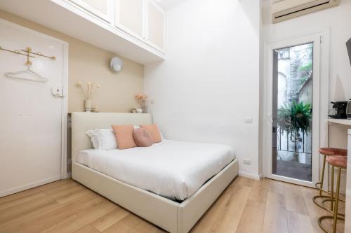 Leonina Apt - Colosseum