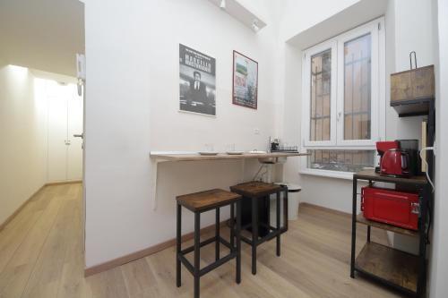 YCH-Lovely apartment near Termini Station - Tap to explore photos