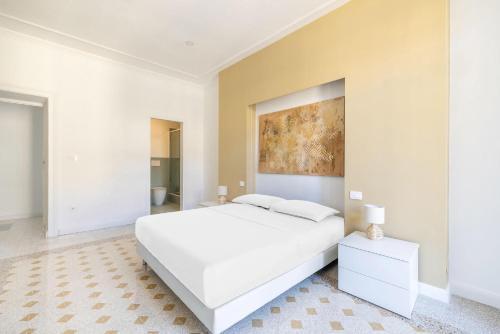 Coppedè Luxury Apartment - Tap to explore photos