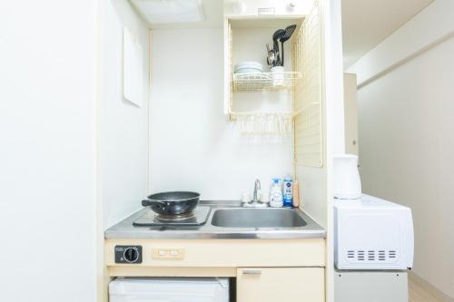 Tokyo Urban Oasis- EYSI - Tap to explore photos