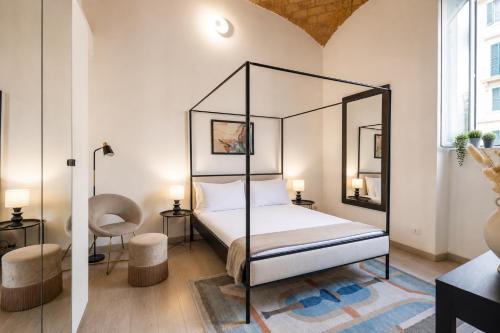 THE GRAND VIEW Lux Vatican Suite - Tap to explore photos