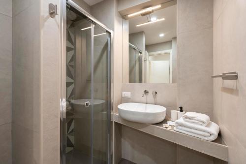 SJR Luxury Apartment Trevi Fountain Room Type - Three-Bedroom Apartment