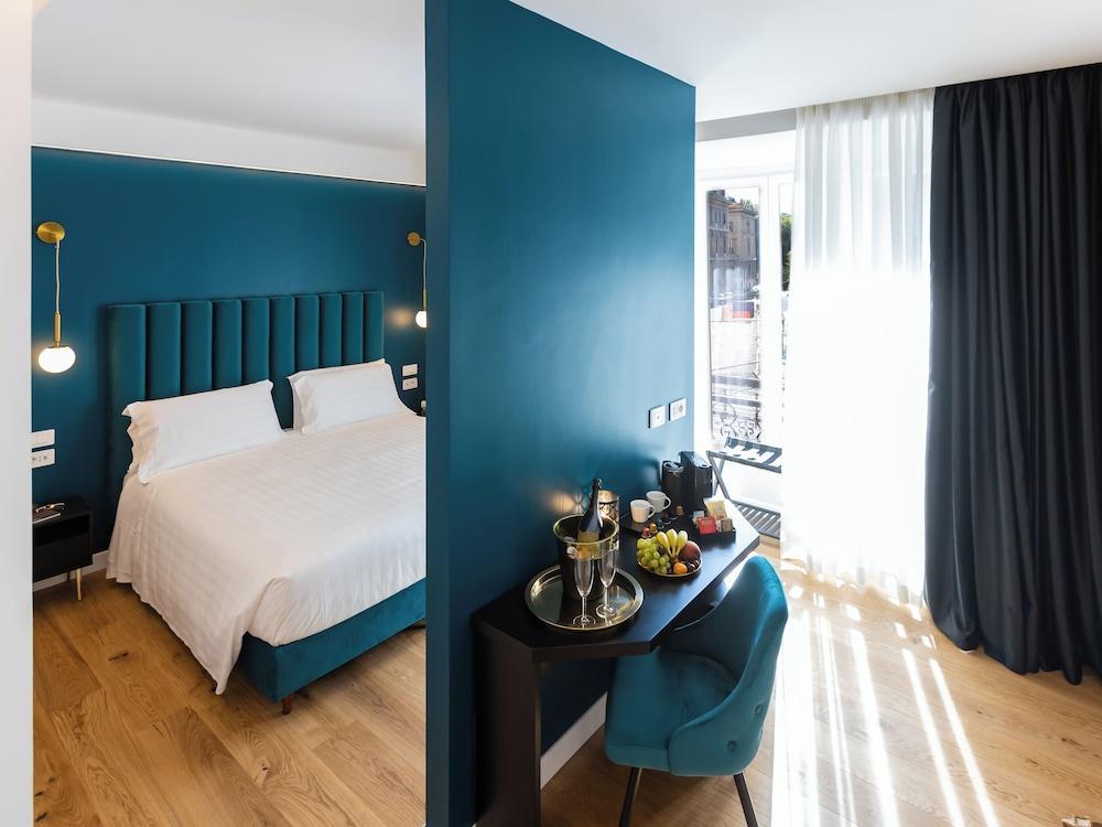 REGOLA LUXURY RELAIS Room Type - Queen Deluxe , River View REGOLA LUXURY RELAIS Room Type - Queen Deluxe , River View