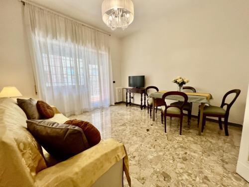 Luxury apartment San Giovanni - Tap to explore photos