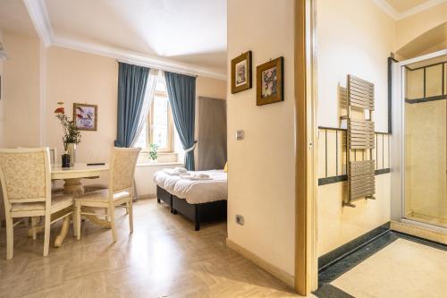 Opera Theater Relais Room Type - Apartment - Ground Floor