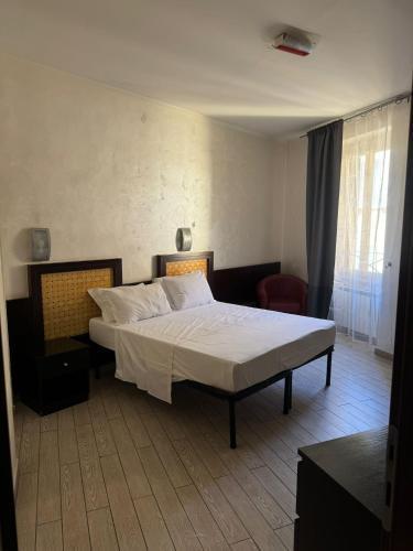 Termini Zen Guest House 2-ZEN51 - Tap to explore photos
