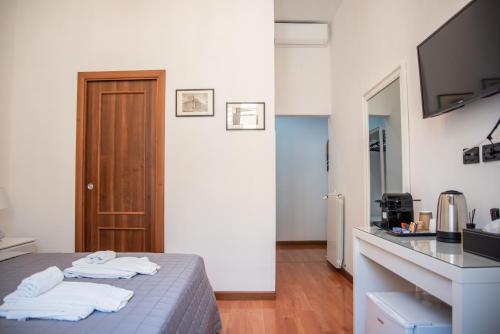 Pura Vida Room Type - Double Room with Private Bathroom