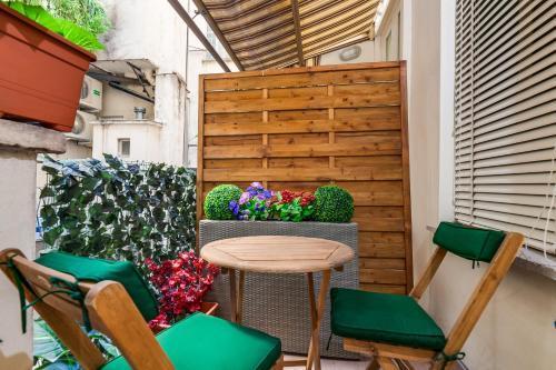 Spagna Boutique Suites - Tap to explore photos