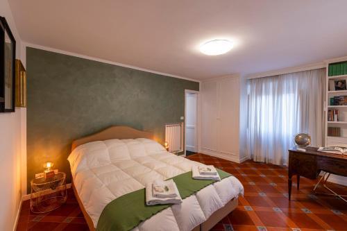 Parlamento Luxury Apartment