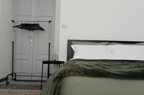 Rome - Termini House - Tap to explore photos