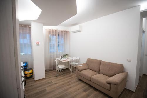ROMECOMING Ostiense Guest House - Tap to explore photos