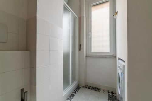 Piazza Bainsizza Elegant Apartment - Tap to explore photos