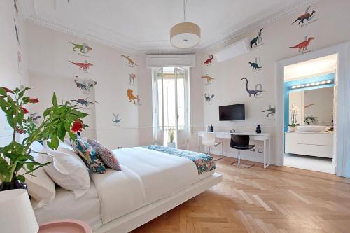 LuxuryTerrace RomeApartment - Tap to explore photos