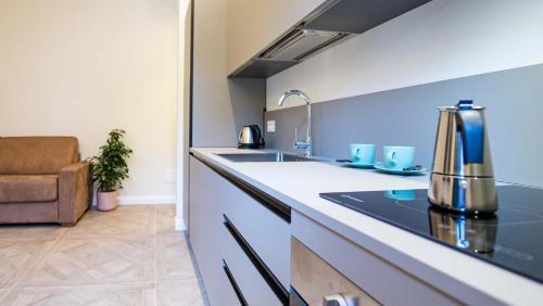 Mazzini Stylish Apartments - Tap to explore photos